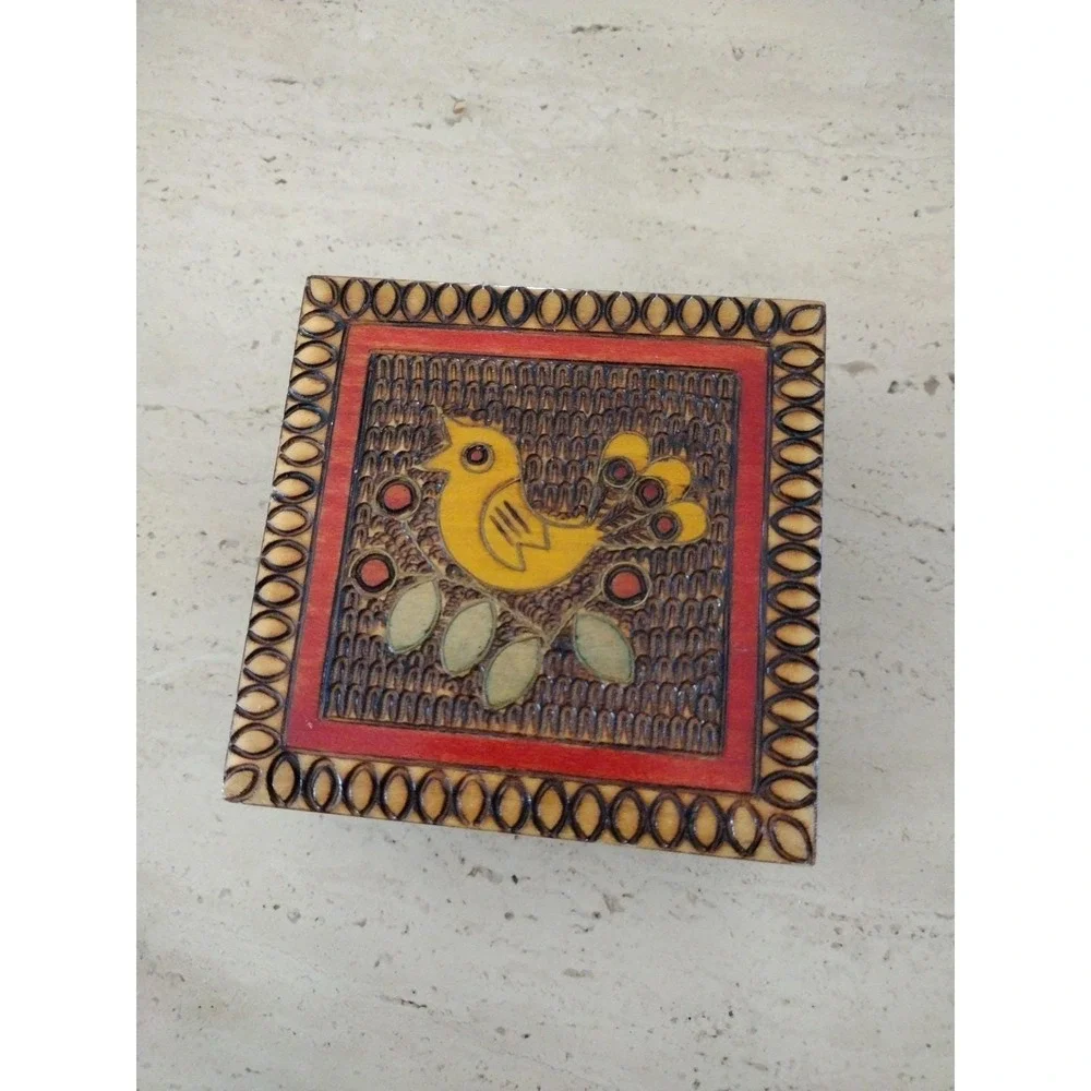 Vintage Hand Carved Wood‎ Bird Design Trinket Box with hinged Lid Poland